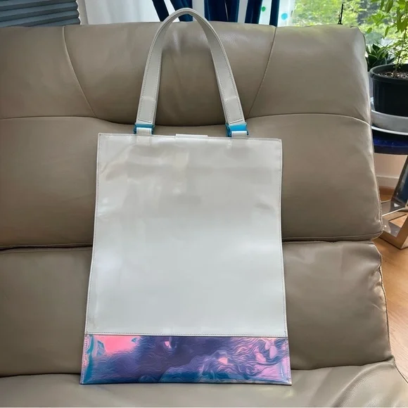 YUIMA NAKAZATO metallic envelope tote bag - Picture 2 of 14